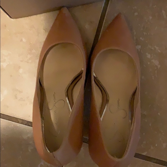 Shoes - Picture 2 of 7